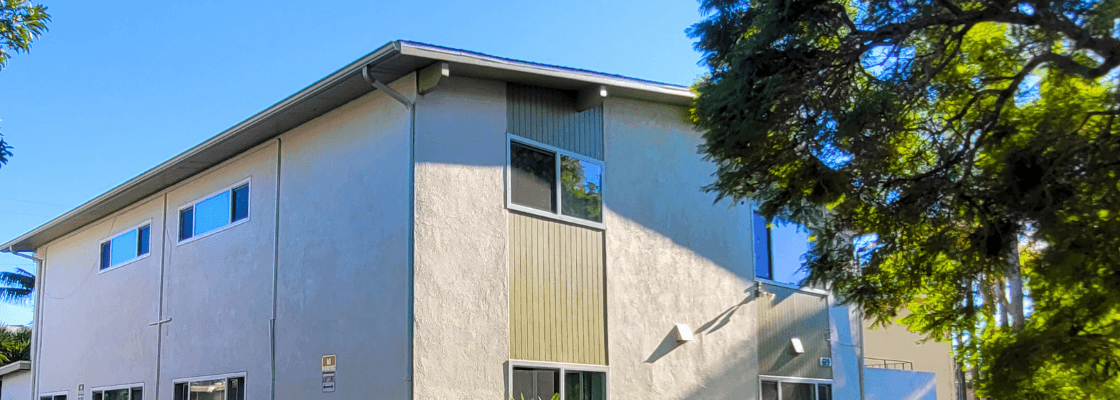 619 Kentia Exterior